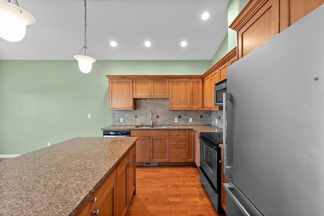 Building Photo - 3 bedroom 2 bath Home for Rent in Yelm!