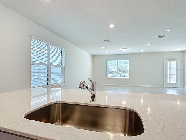 Building Photo - 2233 Southbury Dr