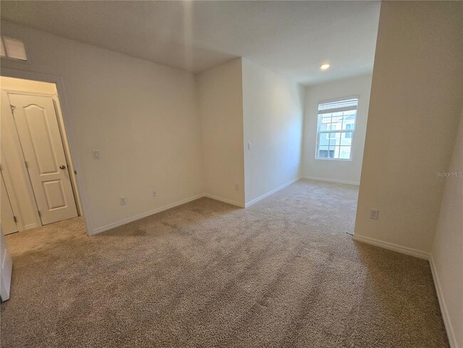 Building Photo - 1261 Yellow Finch Dr