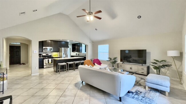 Building Photo - 21618 Ivory Gate Ln