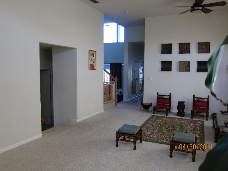 Building Photo - 3372 Corvina Dr