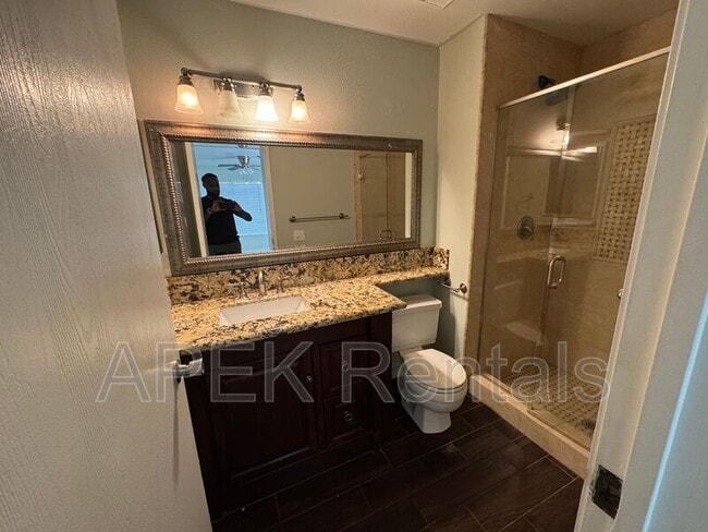 Building Photo - 43376 Cook St