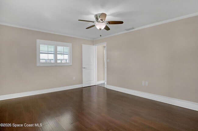 Building Photo - 410 Sparrow Dr