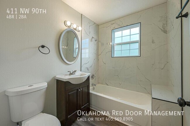 Building Photo - 411 NW 90th-