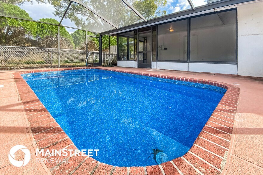 Building Photo - 4560 Chamber Ct