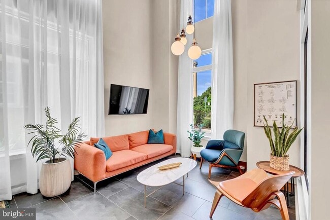 Building Photo - 6803 Cameron Dr NW