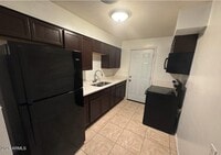 Building Photo - 625 E Broadway Rd