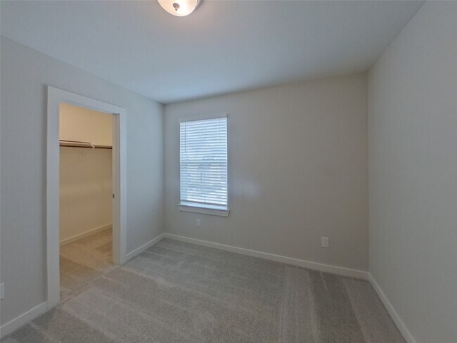 Building Photo - 22808 Terrazzo Dr