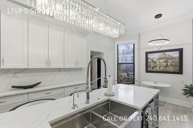 Building Photo - 1748 S St NW