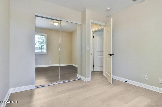 Building Photo - 1714 Sandal Wood Pl