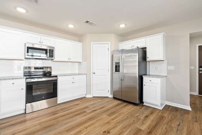 Building Photo - Brand New 3BR/2BA Home in Westridge Crossing!