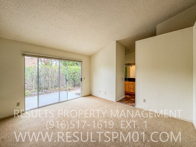 Building Photo - Stanford Ranch 3 Bedroom beauty!