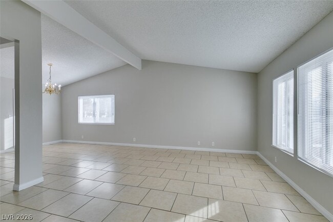 Building Photo - 2340 Belvedere Dr