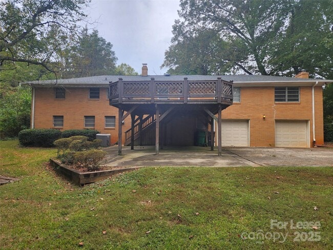 Building Photo - 7604 Shady Ln