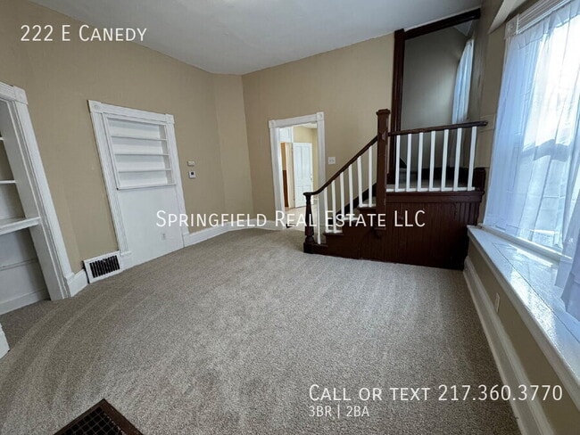 Building Photo - 222 E Canedy-