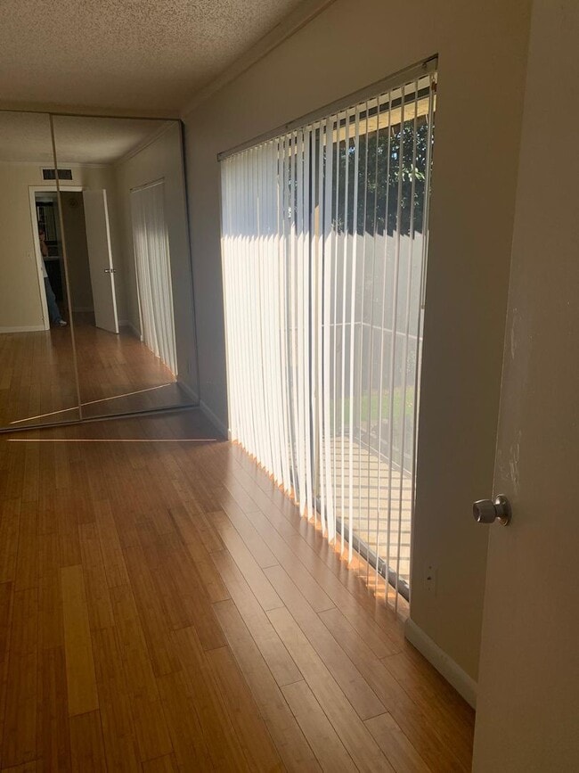 Building Photo - 1620 Forest Lakes Cir