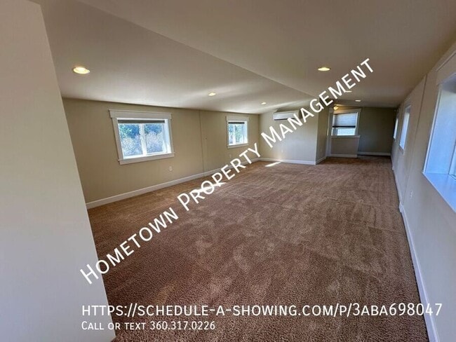 Building Photo - 4047 Legacy Dr NE