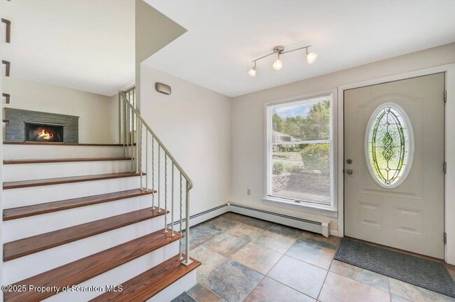 Building Photo - 107 Carteret Dr