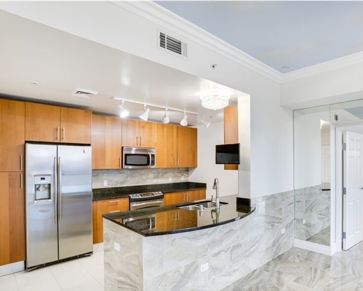 Kitchen - 200 W Sahara Ave