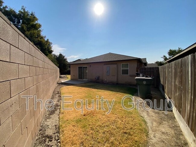 Building Photo - 2326 Cape Canyon Ave
