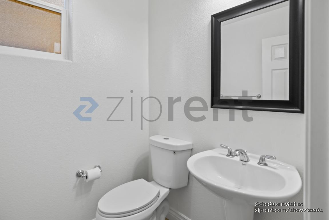 Building Photo - 1644 Salamoni Ct