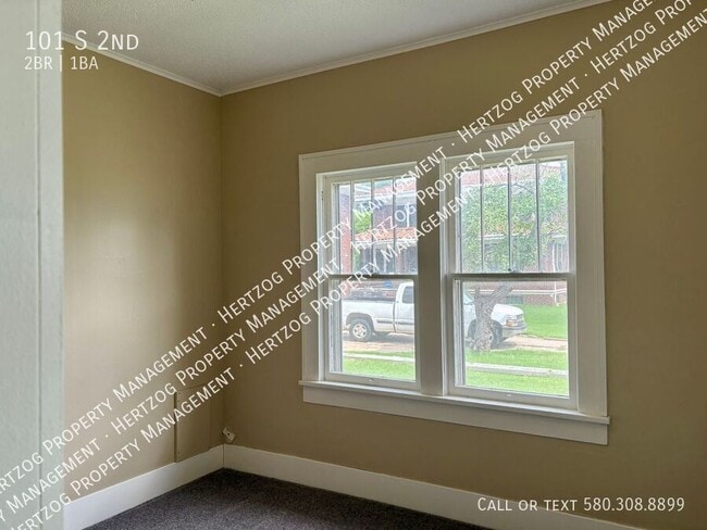 Building Photo - 101 S 2nd-