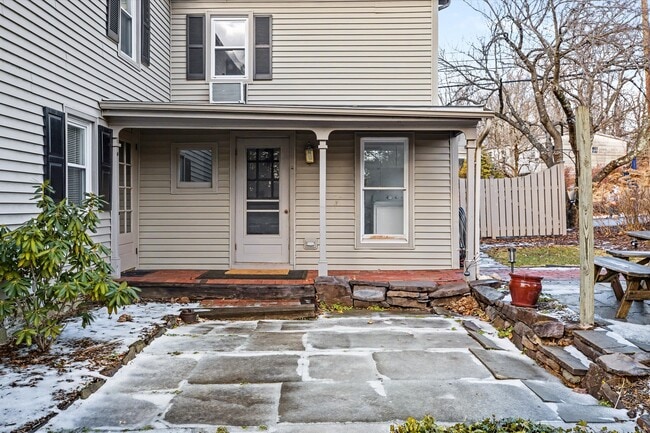 Building Photo - 739 Sergeantsville Rd