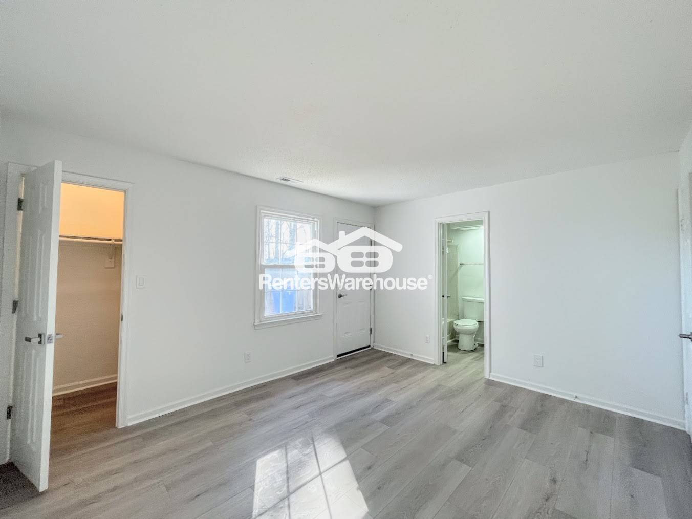 Building Photo - 1815 Beckwood Common