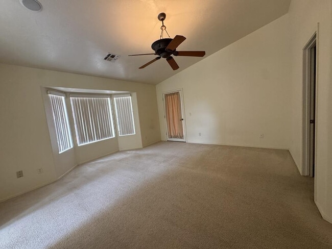 Building Photo - 3829 Camino del Vara