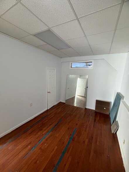 Building Photo - 753 Flatbush Ave