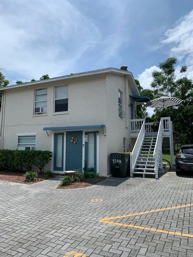 Building Photo - 1 Bedroom 1 Bathroom Apartment For Rent at 673 W. Osceola Street Unit A Clermont, Fl. 34711