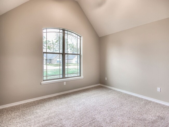 Building Photo - Beautiful home in Southern Oaks***HAUGHTON***