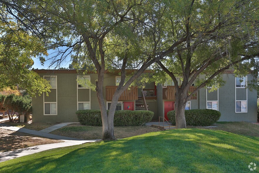 LAKE FAIRWAY 1642 Lomaland Dr El Paso TX 79935 Apartment Finder