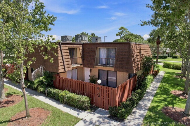 Building Photo - 1302 Nebraska Ave