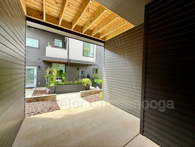 Building Photo - 3125 Riverwalk Parkway