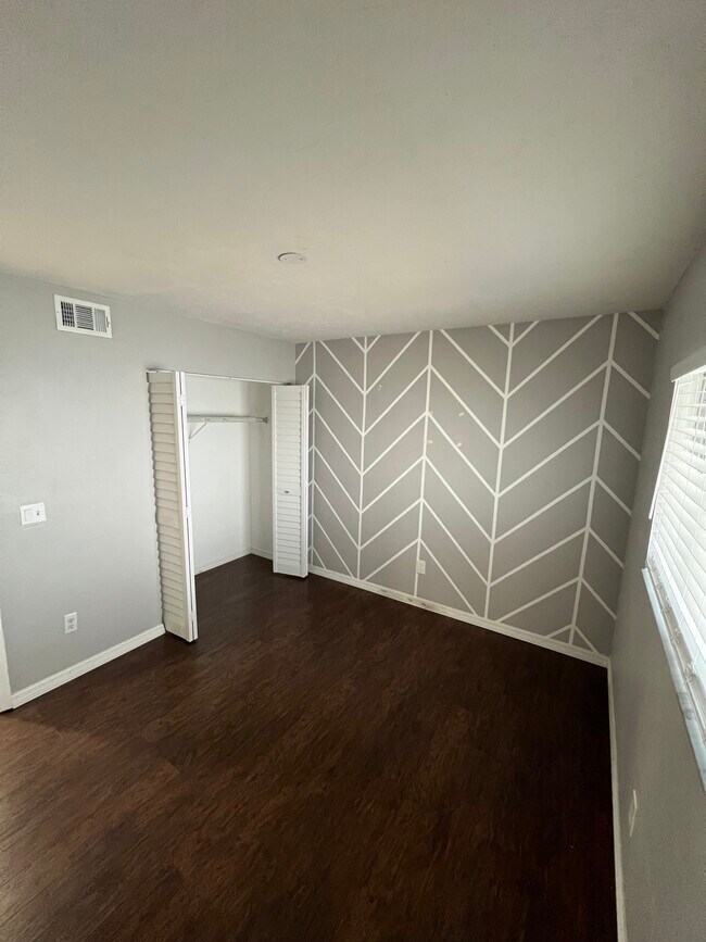 Building Photo - 28121 Pine Haven Way