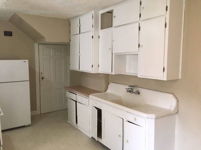 Building Photo - Vintage Broad Ripple Half Double