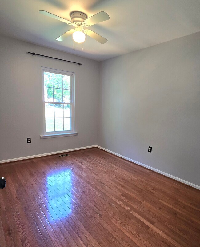 Building Photo - 6157 Green Hollow Ct
