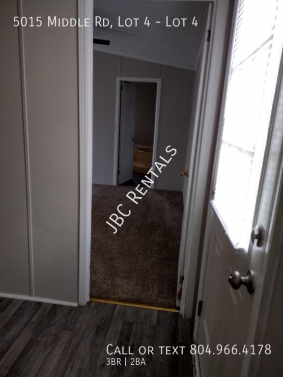 Building Photo - 5015 Middle Rd