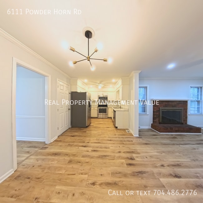 Building Photo - 6111 Powder Horn Rd