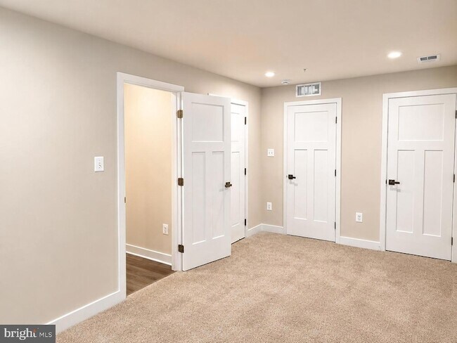 Building Photo - 340 Paca Gardens Ln