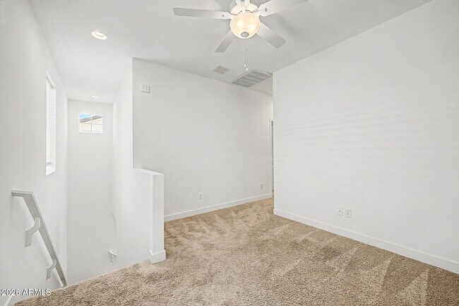 Building Photo - 5516 S Dillon Cir