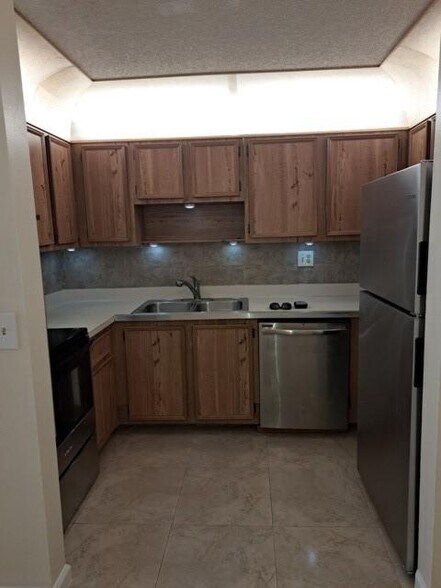 Building Photo - 11356 Royal Palm Blvd
