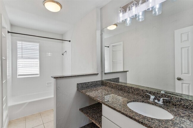 Building Photo - 3210 Coronado St