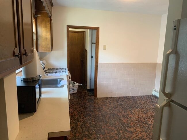 Building Photo - 52 Winter St