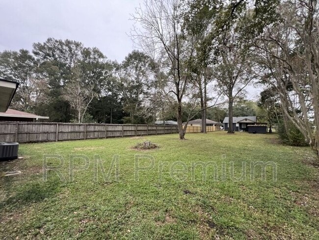 Building Photo - 4143 Nelson St