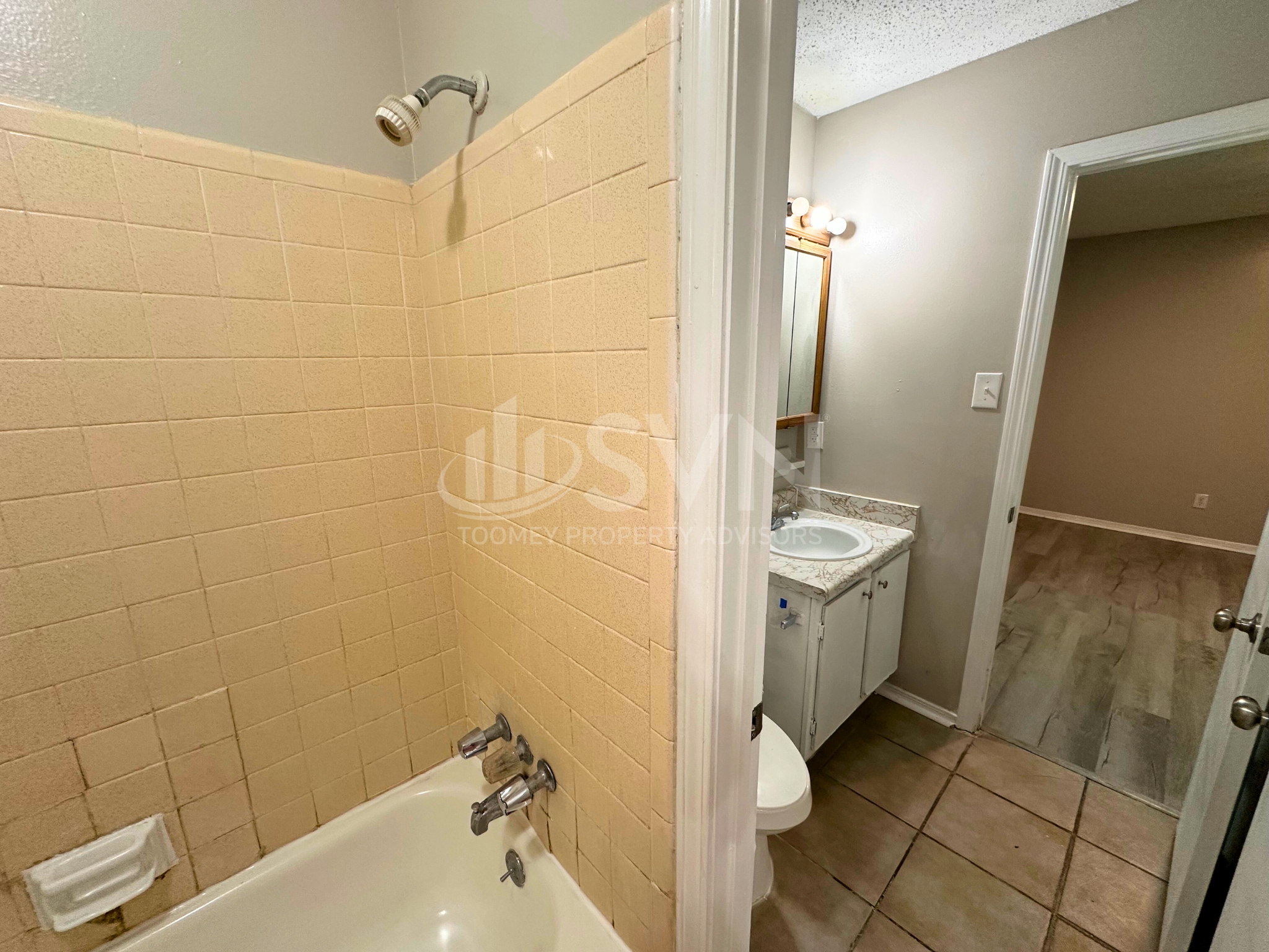 Building Photo - 6057 Scottsdale Ct
