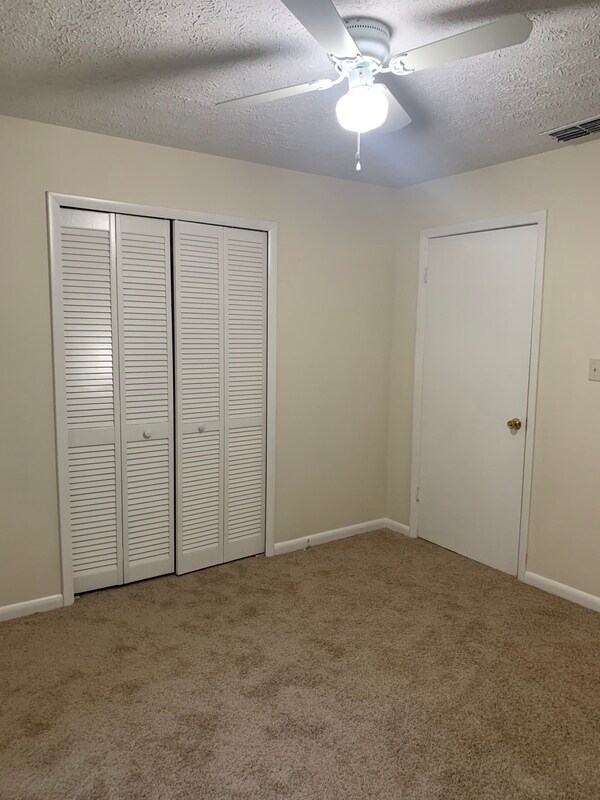 Building Photo - 3031 Edison Ave