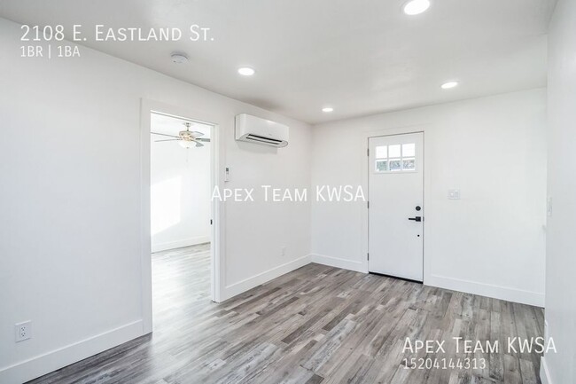 Building Photo - $825 Beautifully Remodeled 1 Bed | 1 Bath ...