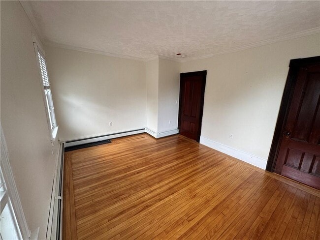 Building Photo - 29 Powel Ave